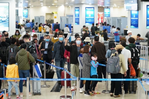 Sân bay Nội Bài hoạt động bình thường, không có chuyện đóng cửa vì dịch Covid-19