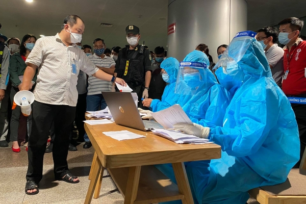 NÓNG: Hà Nội ghi nhận 2 ca mắc Covid-19 mới tại Ba Đình và Nam Từ Liêm