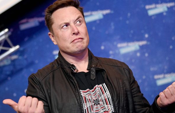 Nhà đầu tư bất lực nhìn Elon Musk tiếp tục thao túng thị trường: Tweet ám chỉ Tesla đã bán hết Bitcoin, giá đồng tiền số chạm đáy