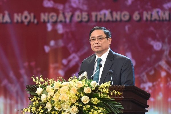 Thủ tướng xúc động kêu gọi cả nước chung tay ủng hộ Quỹ Vaccine: 'Chúng ta cùng nhau vượt qua khó khăn, góp phần tạo nên một Việt Nam chiến thắng'