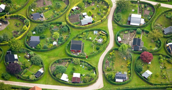 Khu nhà vườn hình bầu dục độc đáo ở Đan Mạch