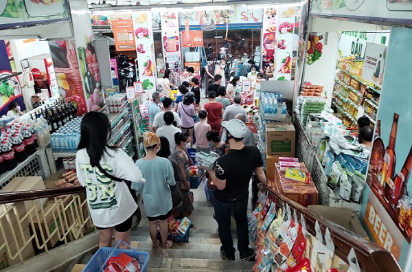 Hà Nội: Hàng hóa dự trữ tăng gấp 3 lần, người dân không nên mua tích trữ