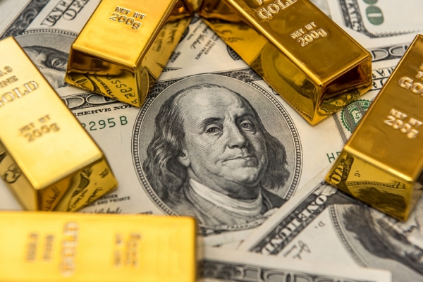 Đà tăng của USD và vàng bị 'kỳ đà cản mũi', bitcoin hồi phục mạnh