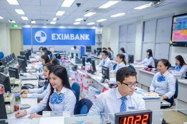 Tin ngân hàng ngày 2/1/2022: Eximbank điều chỉnh kế hoạch lãi trong ngày cuối năm