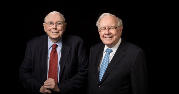 'Cánh tay phải của Warren Buffett': Giữa cổ phiếu Tesla và giá Bitcoin không biết cái nào tệ hơn!