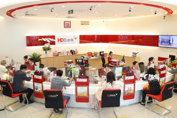 Báo cáo thường niên 2020, HDBank định hướng tiếp tục phát triển 'HappyDigital Bank'