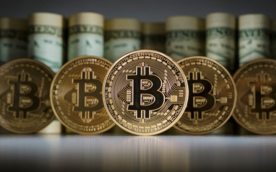 Bitcoin đã tăng hơn 600% trong vòng 1 năm, là lựa chọn tuyệt vời để tiếp tục đầu tư hay bong bóng sẵn sàng vỡ?