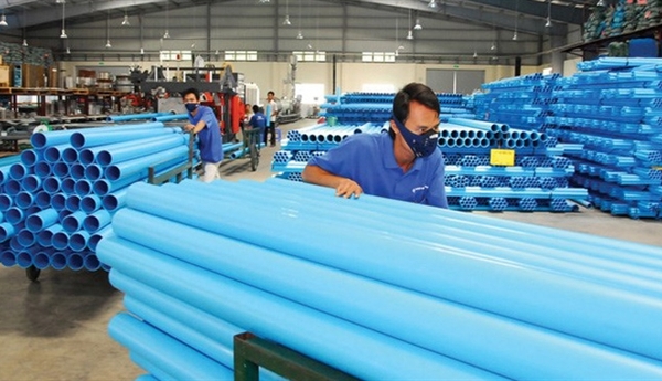 Nhựa Việt Nam: Chủ yếu gia công, xuất khẩu phụ thuộc FDI