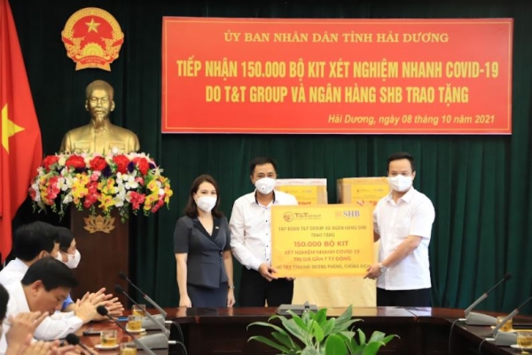 Tập đoàn T&T Group và Ngân hàng SHB tặng 150.000 bộ kit xét nghiệm nhanh cho tỉnh Hải Dương