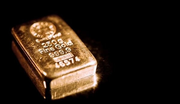 Giới đầu tư đổ tiền vào vàng, giá sẽ lên mạnh?