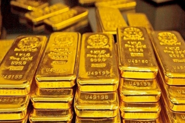 Tại sao giá vàng tiếp tục tăng trần?