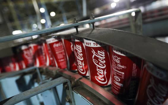 Kết quả kinh doanh tệ nhất trong vòng 134 năm, Coca Cola tiếp tục sa thải thêm 2.200 nhân viên trên toàn cầu