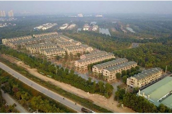 Hưng Yên xin 'hợp thức hóa' hàng trăm căn biệt thự xây dựng trái phép tại dự án Vườn Vạn Tuế - Sago Palm Garden?