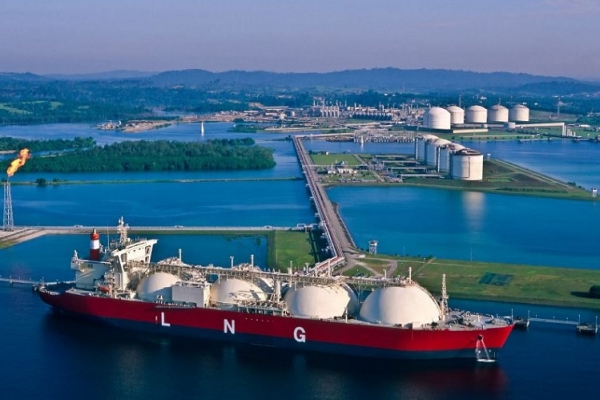 Khoảng 50 tỷ USD cho các dự án LNG ở Việt Nam, Bangladesh và Pakistan có nguy cơ bị hủy bỏ?