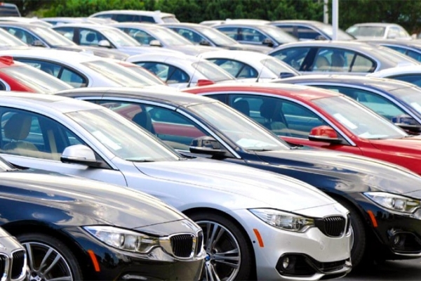 11 hãng ô tô nhập khẩu đồng loạt kiến nghị được giảm lệ phí trước bạ
